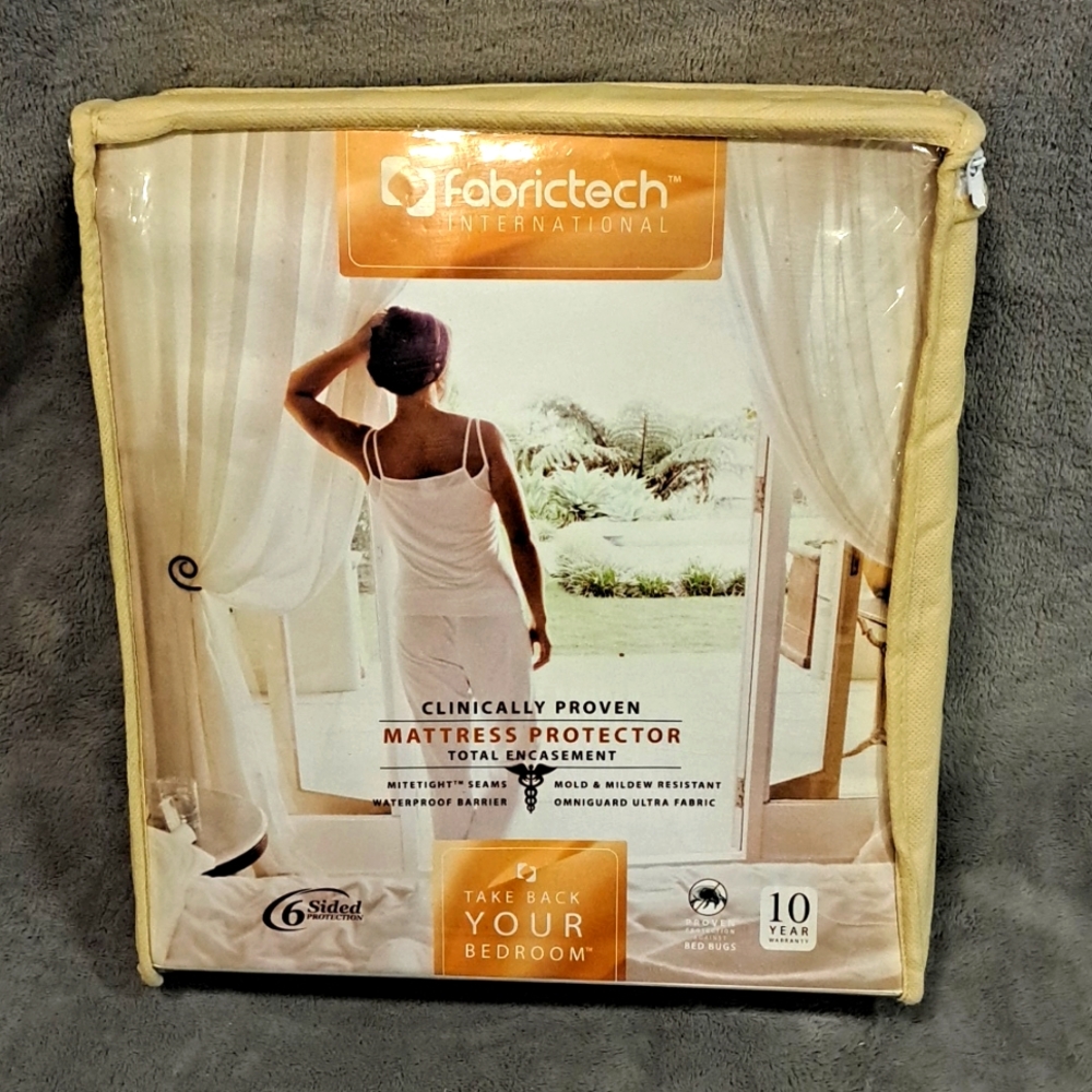 0520 Fabrictech Mattress Protector